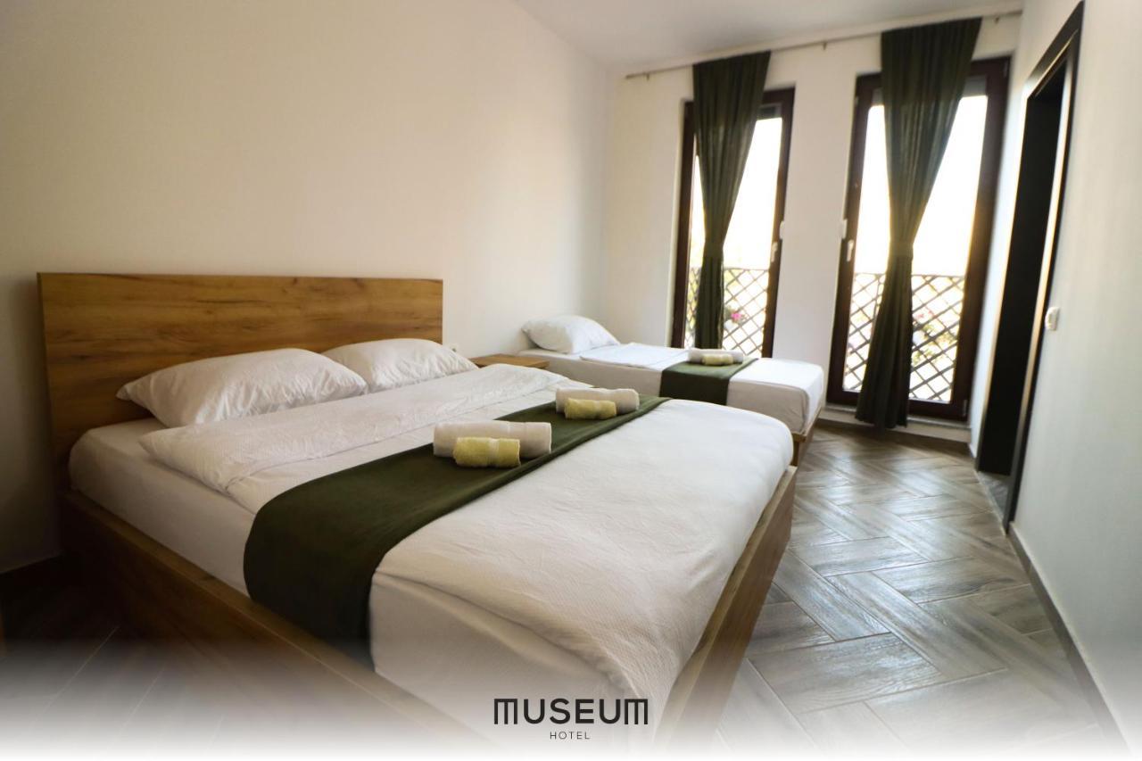 Museum Hotel Pristina Eksteriør bilde