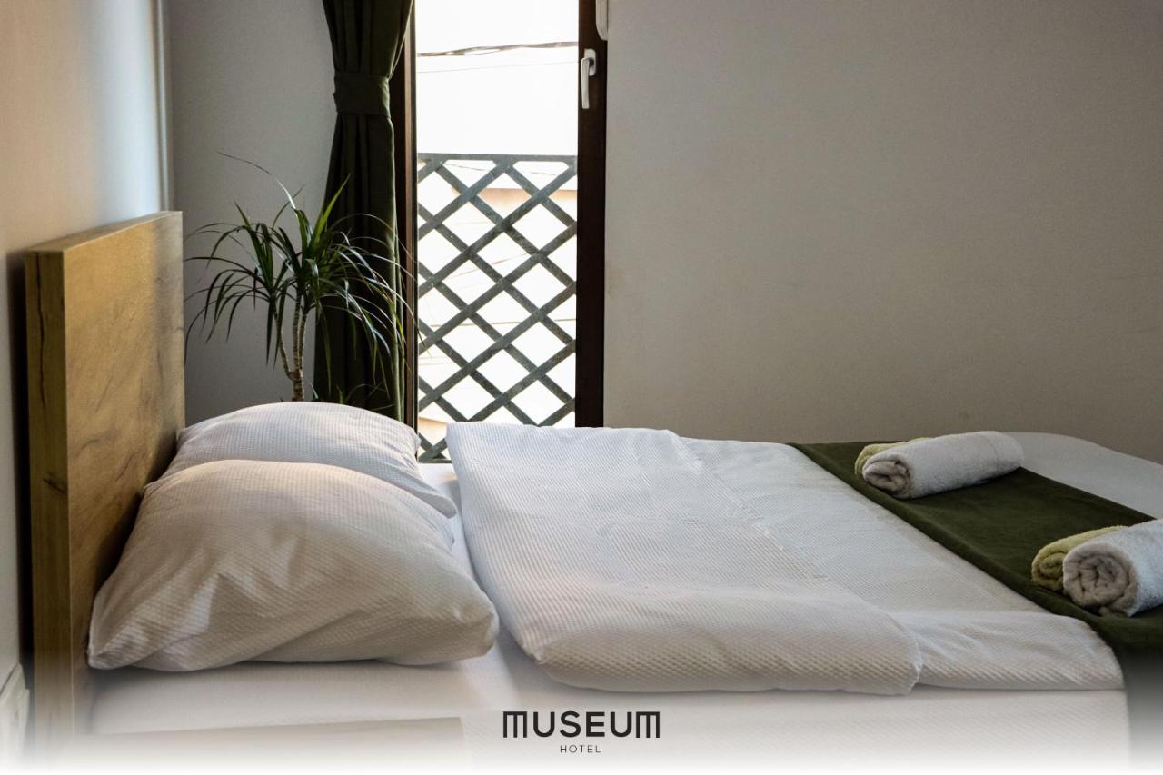 Museum Hotel Pristina Eksteriør bilde