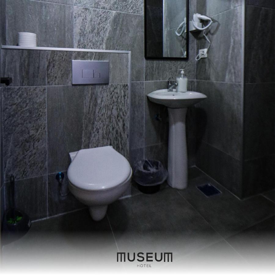 Museum Hotel Pristina Eksteriør bilde