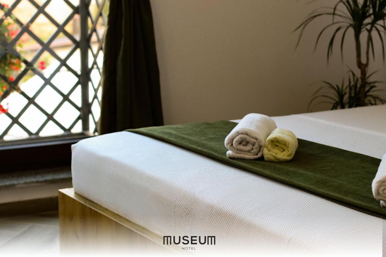 Museum Hotel Pristina Eksteriør bilde