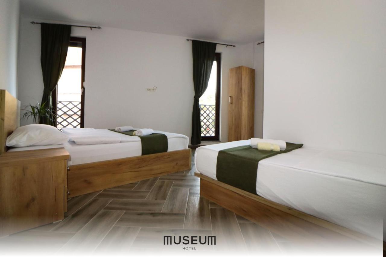 Museum Hotel Pristina Eksteriør bilde
