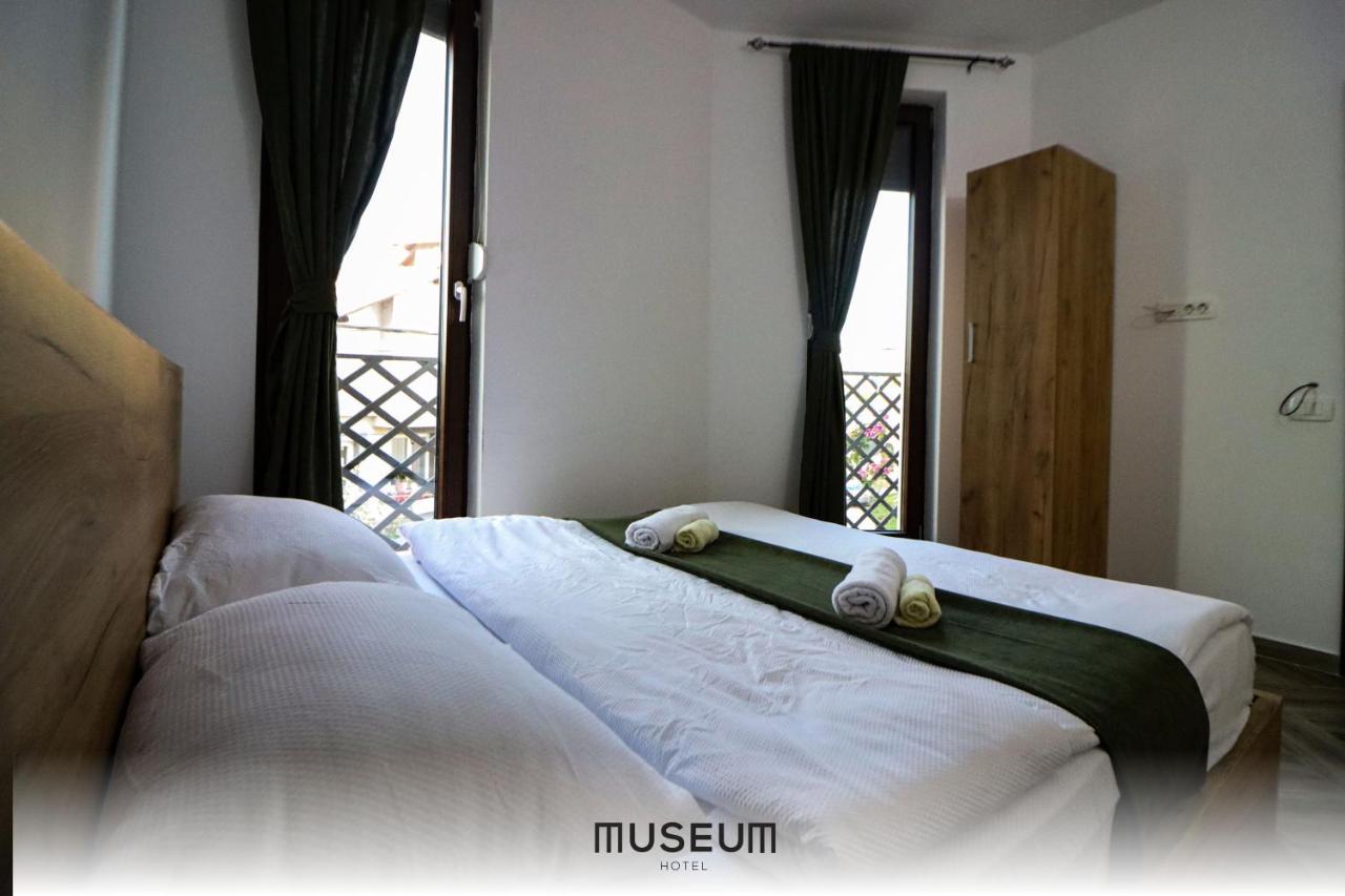 Museum Hotel Pristina Eksteriør bilde