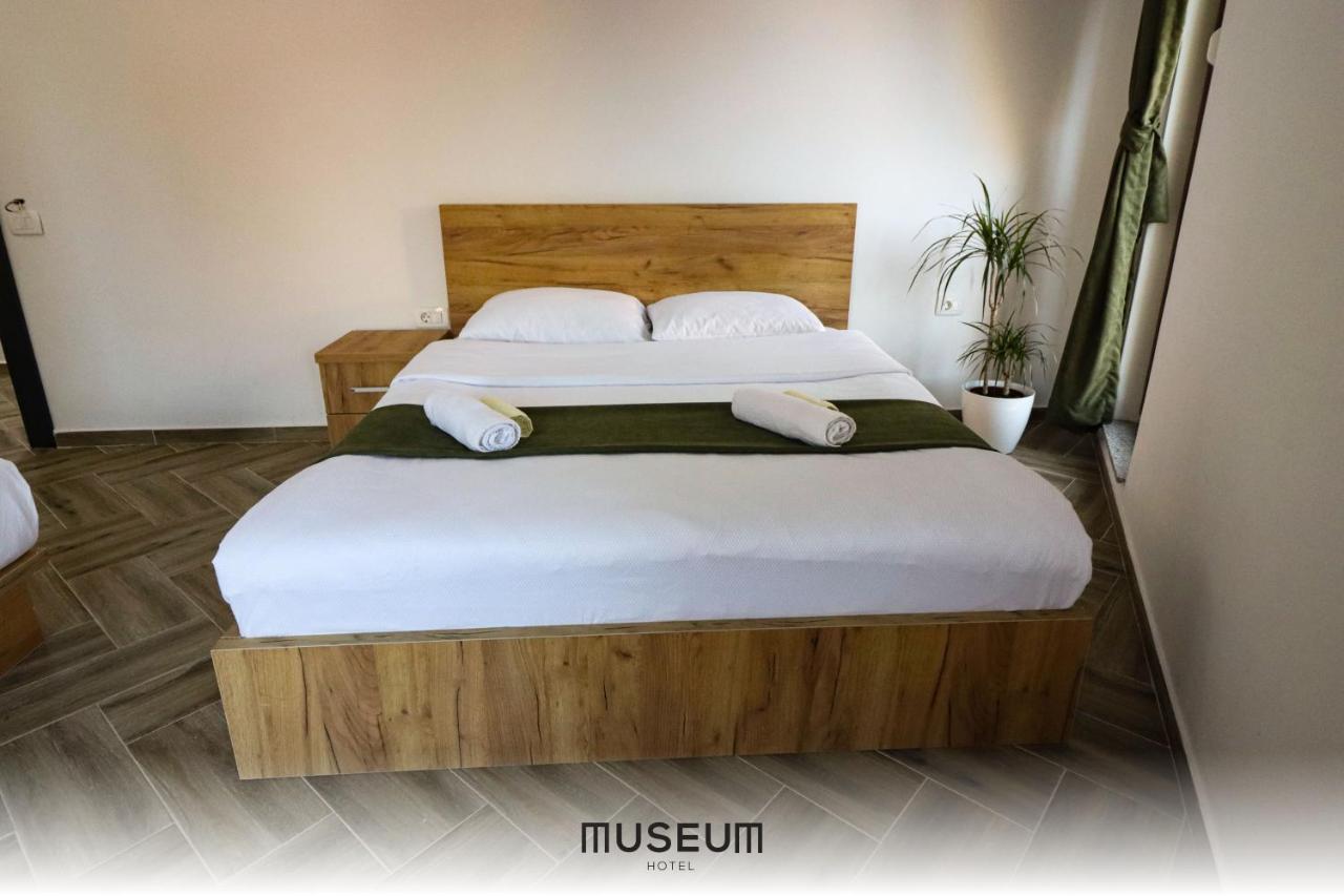 Museum Hotel Pristina Eksteriør bilde